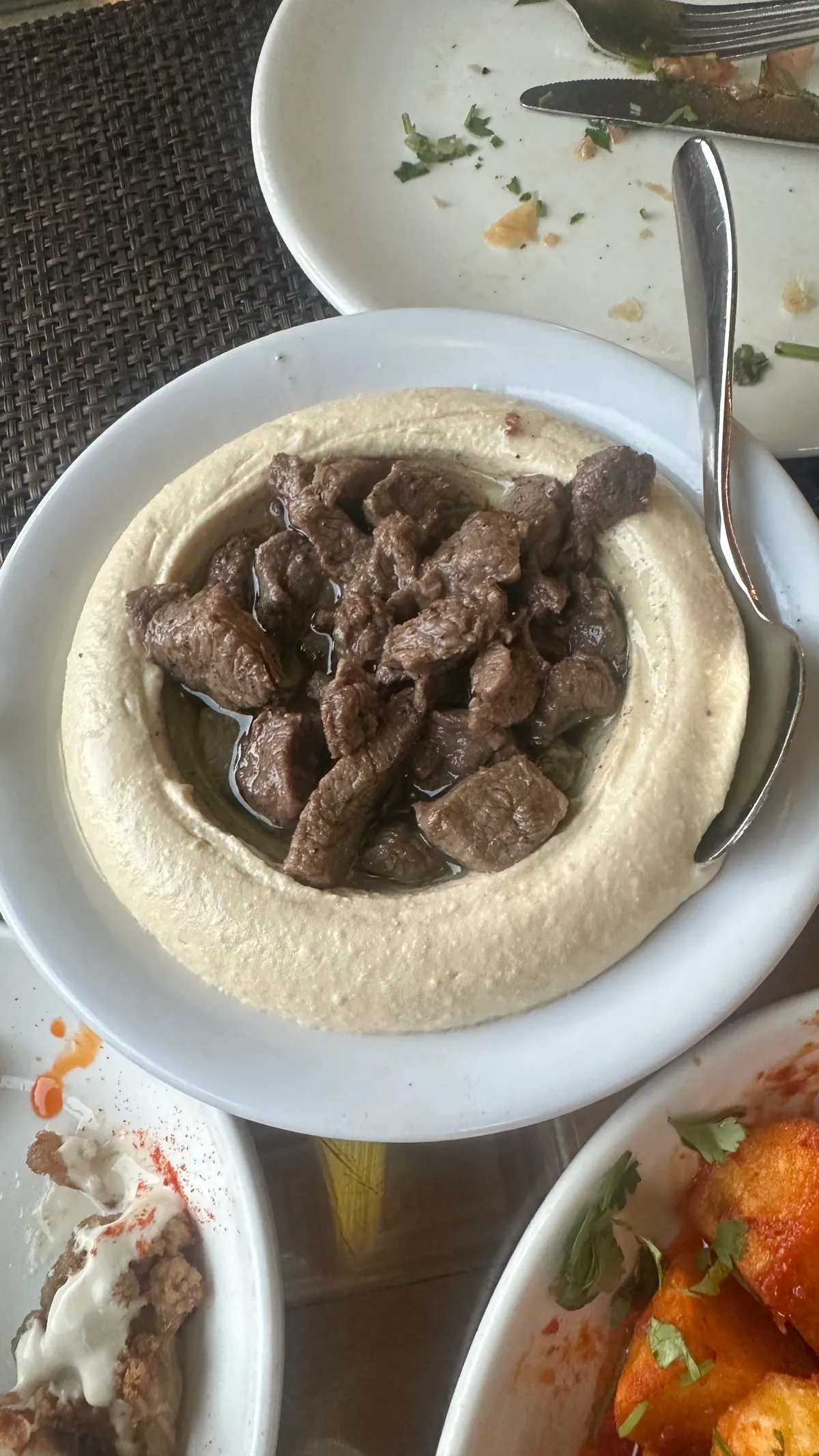 Hummus with Meat